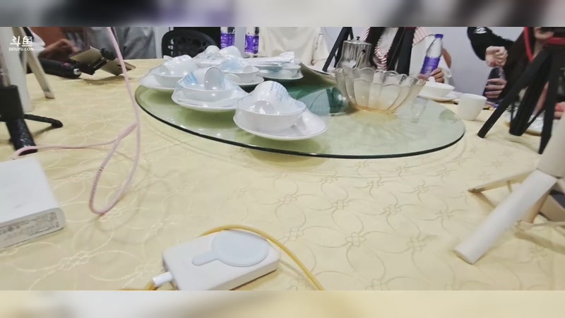 【2025-12-30 22点场】午夜抹抹茶：魔兽时光服主机VS刀区