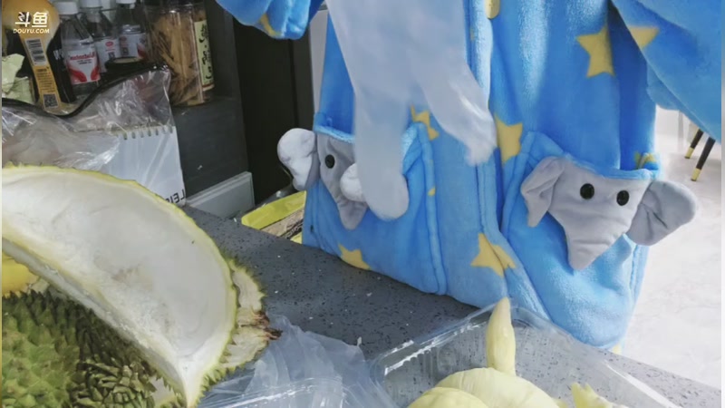 【2025-12-28 17点场】余初九:户口本无敌了9997