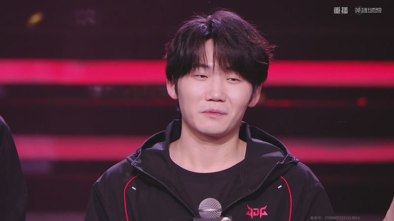 【2025-12-30 23点场】和平精英官方赛事：重播丨刺激杯总决赛暨摸金杯年度总决赛