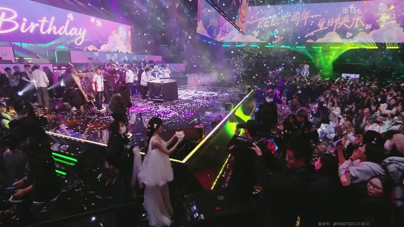 【2026-01-02 19点场】和平精英官方赛事：重播丨刺激杯总决赛暨摸金杯年度总决赛