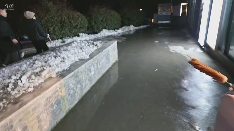 【2026-01-03 17点场】火力堂主：老君山人超多！