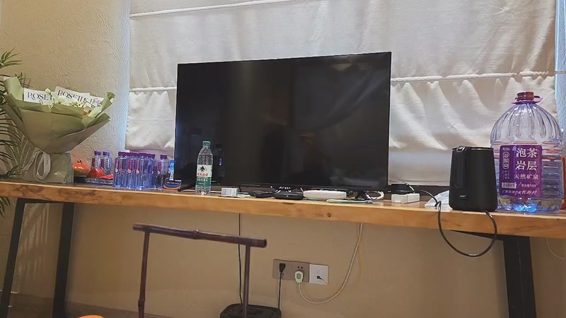 【2026-01-05 12点场】南枫阿i：500钻女主播一人一下枕头拍脸（自愿）