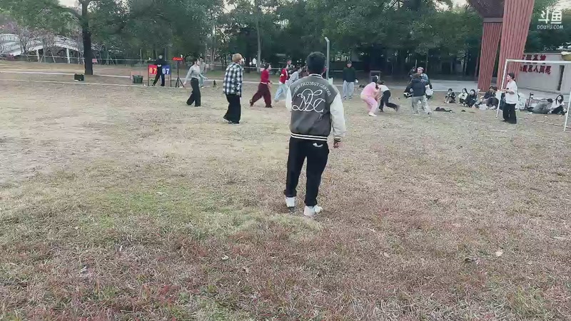 【2026-01-08 17点场】小皮【南波家族】：今天会发生什么呢？ovo