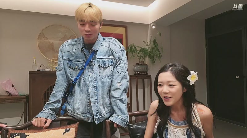 【2026-01-07 22点场】小鱼小鱼吃虾米：看看场地，顺便玩一玩