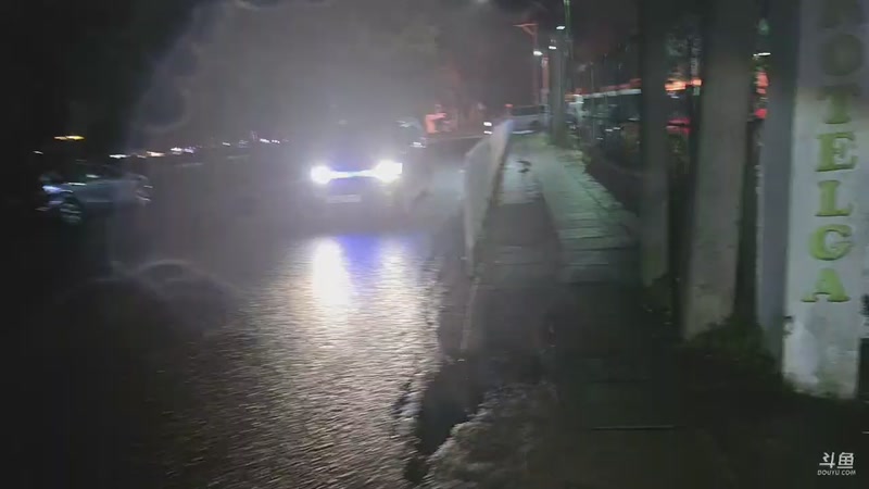 【2026-02-17 22点场】主播大飞牛肉：斯里兰卡3万建别墅除夕大锅饭烟花秀