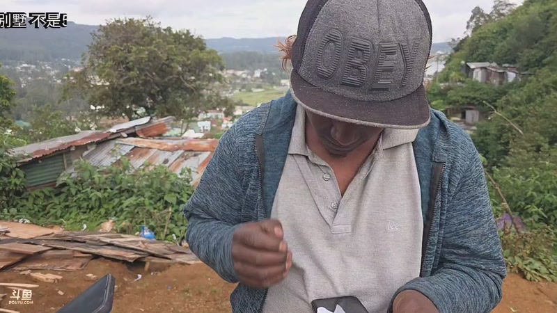 【2026-02-22 18点场】主播大飞牛肉：斯里兰卡贫民窟山顶别墅改造Day2