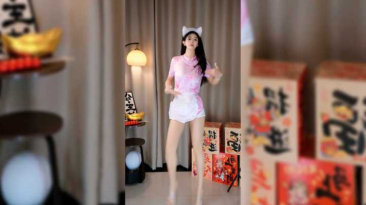 可爱又迷人的甜妹子2