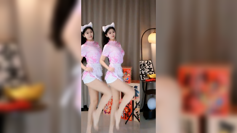 可爱又迷人的甜妹子3