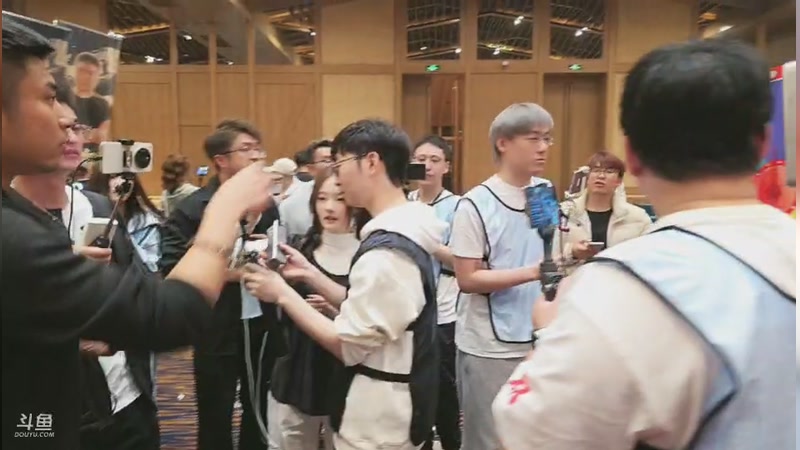 【2026-04-17 00点场】南枫阿i：来这里起飞就好了