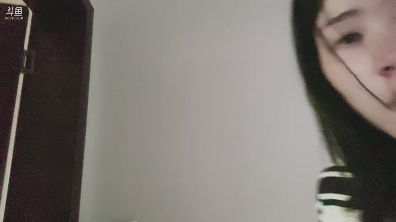 【2026-04-14 13点场】呆彤儿：【小奶团】诶嘿嘿随便播播～