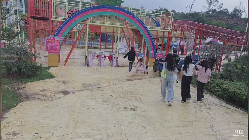 【2026-04-17 15点场】网友张顺飞：下午两点左右户外