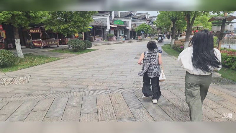 【2026-04-17 13点场】别问问就黑皮：18号下午俩点开幕式