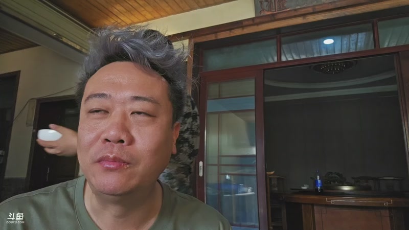 【2026-04-18 12点场】叶子户外：12580团播s4.5day3