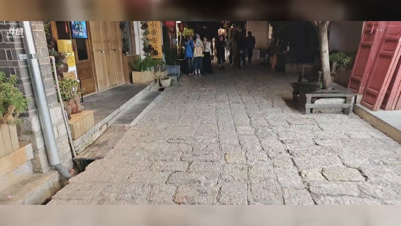 【2026-4-17 23点场】特特zzz:吃饭了啦啦啦啦