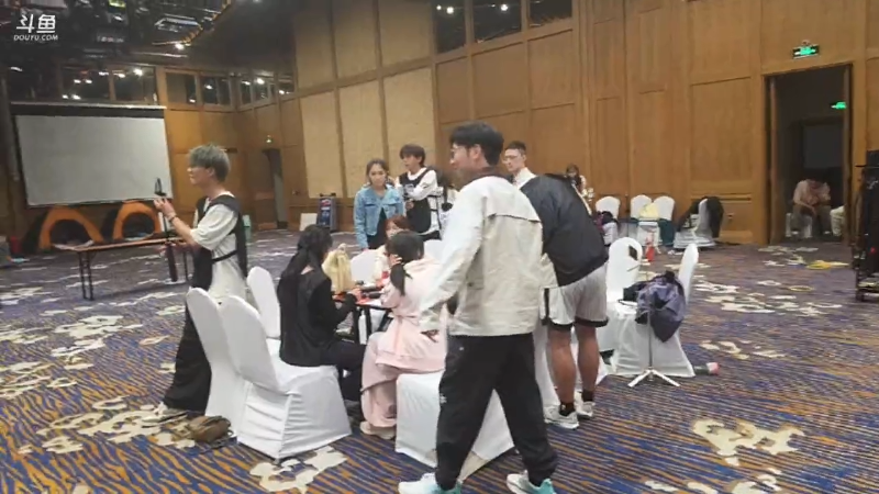 这是我剪辑的Zhou陈尧的直播精彩时刻，快来看看吧~