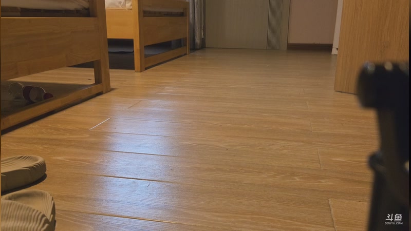 【2026-04-23 09点场】网友张顺飞：在985户外团播