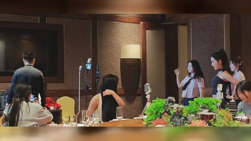 【2026-04-24 完整版】小刘_qq：小刘的快乐直播间，