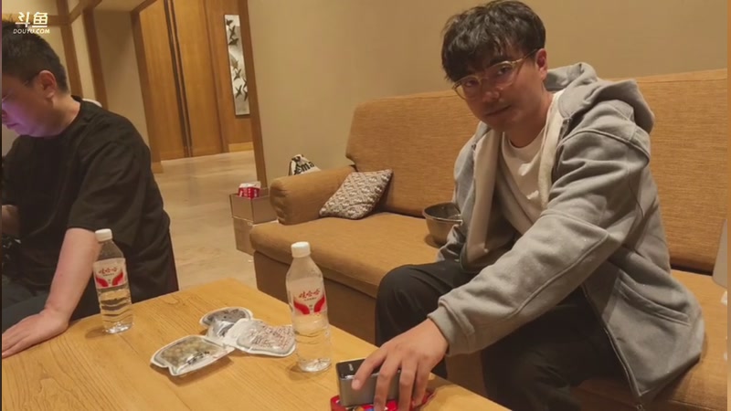 【2026-04-24 01点场】椰汁糕冬瓜强：全DY家庭地位最高的男人