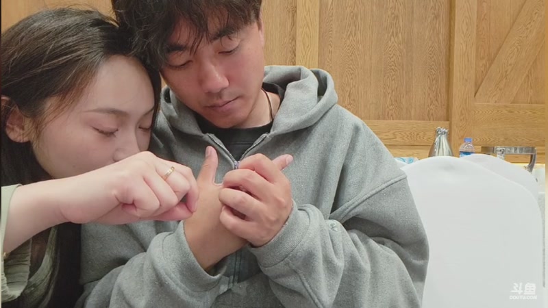 【2026-04-25 01点场】椰汁糕冬瓜强：全DY家庭地位最高的男人