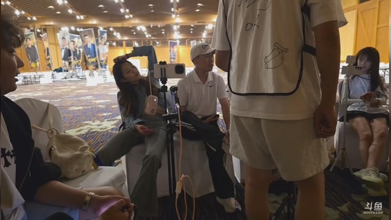 【2026-04-26 02点场】玩机器丶Machine：我在团播很想你