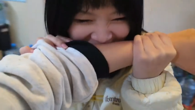 【2026-04-28 18点场】757户外：【非常互娱】 757女团 第8季~